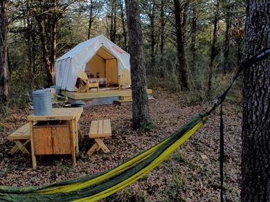 Люкс-шатер Tentrr Signature Site - Camp Idle Wild
