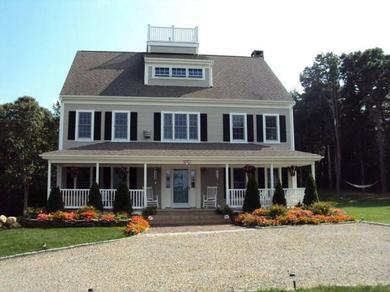 Holiday home Beautiful Private 3 Story Colonial, Near Beaches!