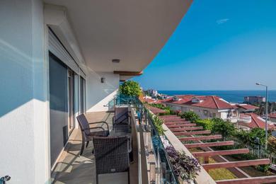 Apartments Pleasant Home with Shared Pools and Fantastic Sea View near Beach in Alanya