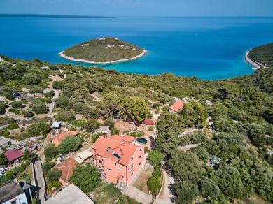 Apartments Apartments with a parking space Cunski, Losinj - 7867