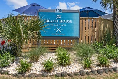 Мотель The Beach House at Oak Island by Carolina Retreats