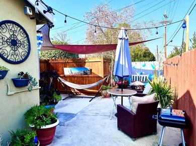 Hidden Gem LA: 2bd guesthouse w/ dreamy backyard