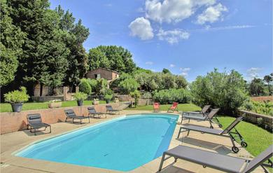 Holiday home Beautiful Home In Goult With 5 Bedrooms, Private Swimming Pool And Outdoor Swimming Pool