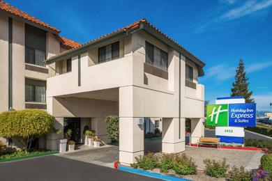 Отель Holiday Inn Express Hotel & Suites Santa Clara - Silicon Valley, an IHG Hotel
