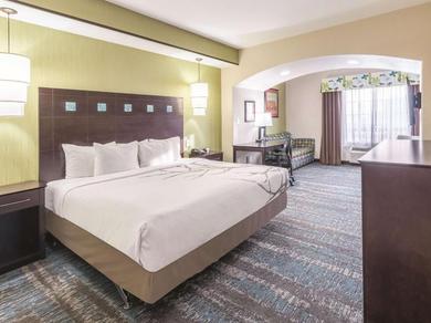 Hotel La Quinta by Wyndham Dallas Grand Prairie South