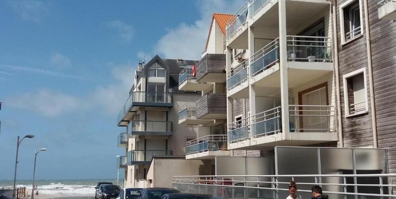 Apartments Superbe apt cosy, 50m de la plage, 4 pers, vue côté mer