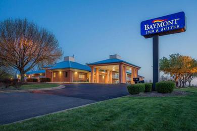 Отель Baymont by Wyndham Warrenton