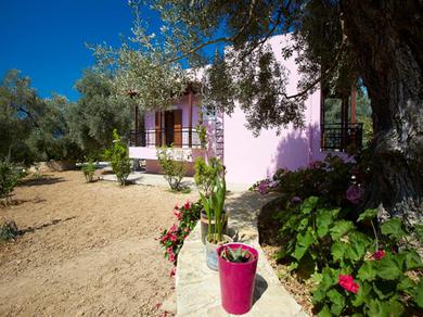 Дом отдыха Villa Athina: Experience the real Cretan nature!