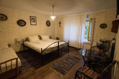 Apartments Ribarska kuća - Ilok ,tradicijska kuća-sobe