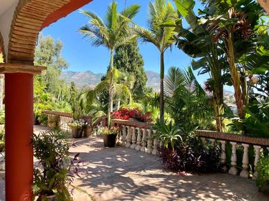 Villa Sierra Vista, charming cosy Villa next to Fuengirola, views garden pool and BBQ
