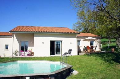 Holiday home Holiday home with swimming pool - Massif Central