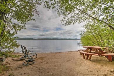 Holiday home Ossipee Lake Cottage with Screened Porch and Fire Pit!