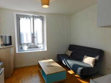 Апартаменты Appartement situé en centre ville de Saint Aignan
