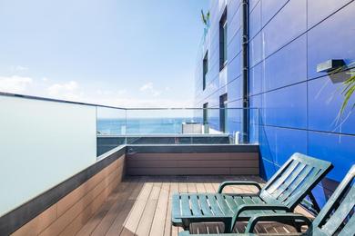 Апартаменты Funchal casino view, luxury apartment, big balcony, free pool, wifi and parking