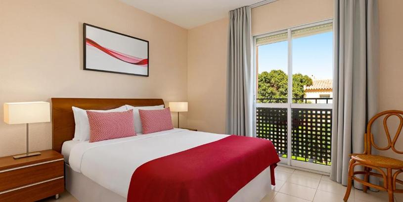 Aparthotel Ramada Hotel & Suites by Wyndham Costa del Sol
