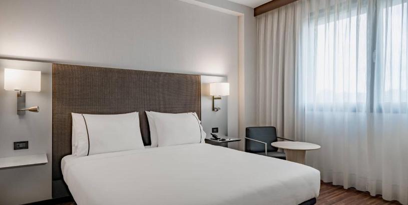 Отель AC Hotel Bologna by Marriott