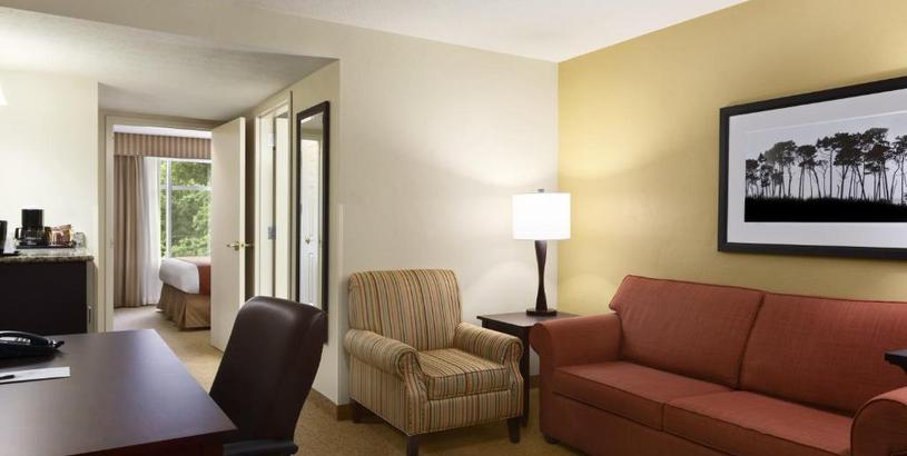 Отель Country Inn & Suites by Radisson, Pineville, LA