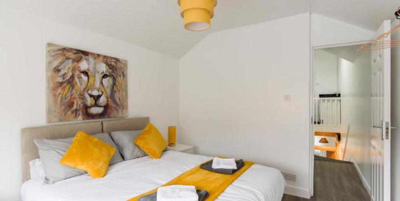 Apartments FREE PARKING near city centre - By Sweet Stays
