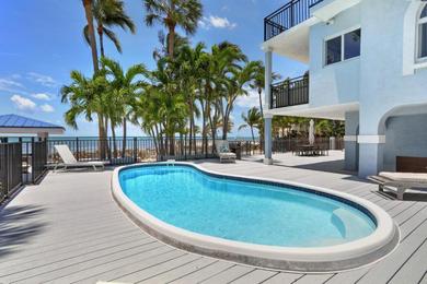 Дом отдыха Luxury beachfront home with pool in Islamorada home