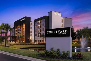 Отель Courtyard Jacksonville Butler Boulevard