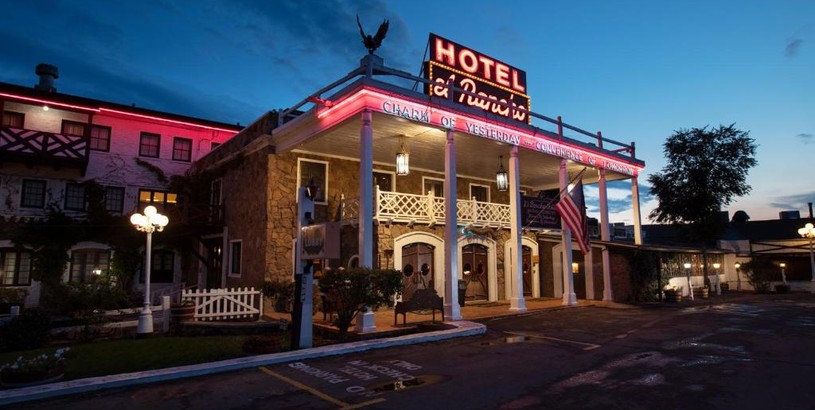 Hotel Hotel El Rancho