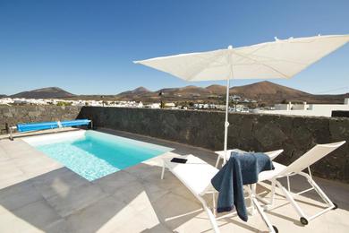 Villa Casa Carann - Villa with amazing views in Uga - heated pool