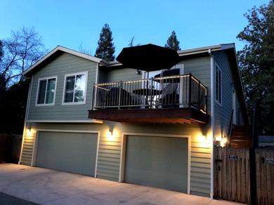 Holiday home King Bed-Sunset Loft-Newly Built in Old Folsom