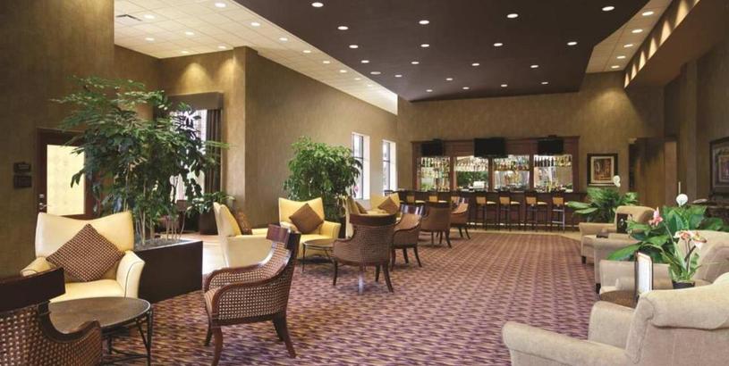 Отель Embassy Suites by Hilton Minneapolis North