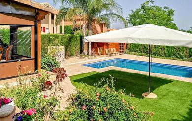 Holiday home Amazing home in Riba-Roja de Turia w/ Outdoor swimming pool, WiFi and Outdoor swimming pool
