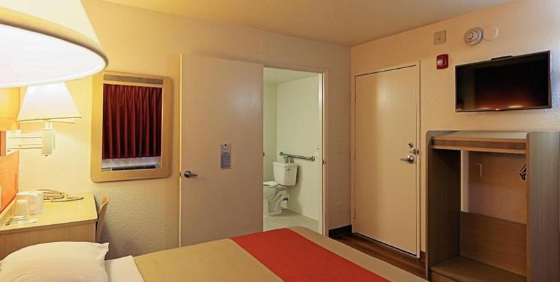Hotel Motel 6-Chico, CA