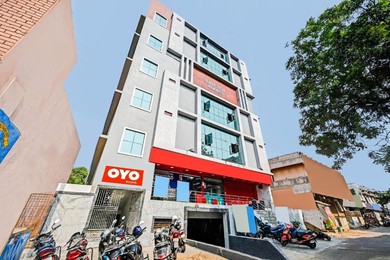 Hotel OYO VRK Residency
