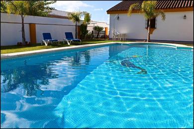 Chalet Chalet con piscina en Roche Viejo