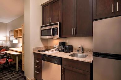 Отель TownePlace Suites by Marriott San Diego Carlsbad / Vista