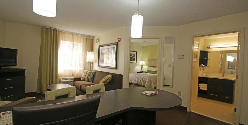 Hotel Candlewood Suites Newport News-Yorktown, an IHG Hotel
