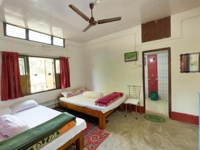 Guest house OYO HOME 85621 Prajapati Homestay