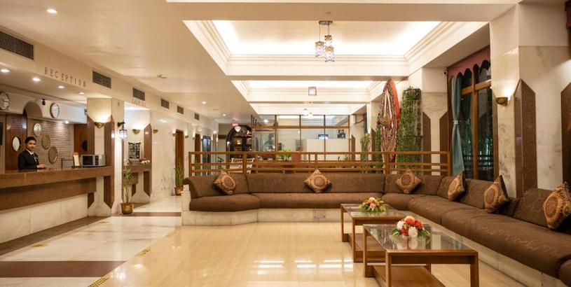 Отель Hotel Rajmahal