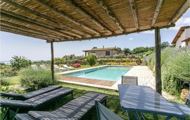 Awesome home in Gradoli with WiFi, Private swimming pool and Outdoor swimming pool