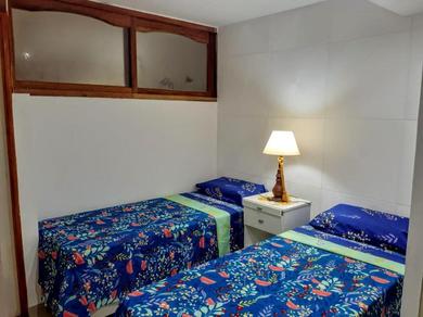 Hostel Petit Falucho Habitaciones en moderno apartamento a 50 metros de Alem, playa Cabo Corrientes y Varese