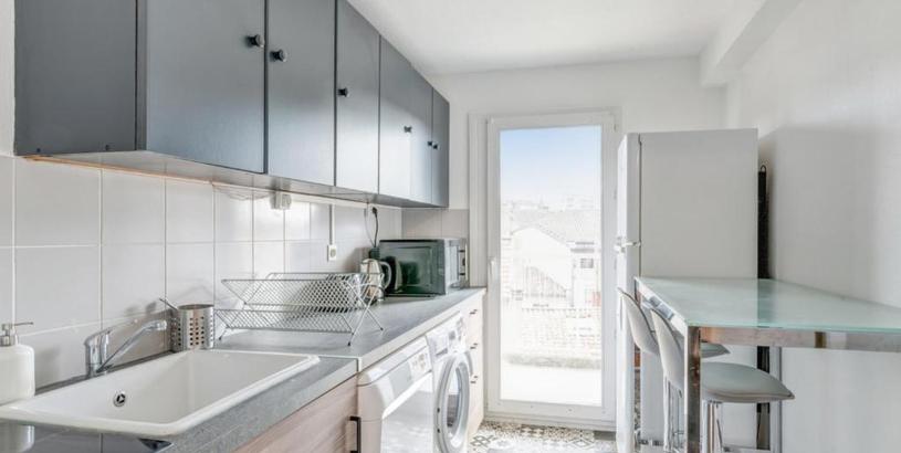 Апартаменты 2br in Toulouse colors with balcony close to the train station Welkeys