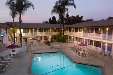Hotel Motel 6-Camarillo, CA