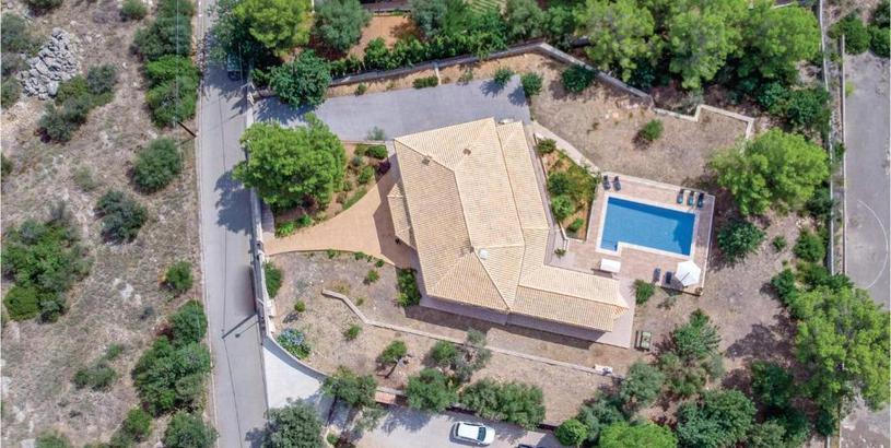 Holiday home Amazing home in Ses Rotgetes de Canet with 4 Bedrooms, WiFi and Outdoor swimming pool