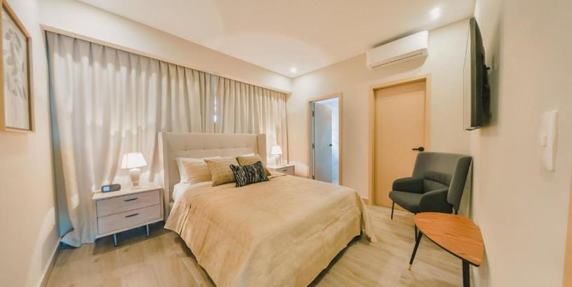 Apartments Fully Serviced Apartment at Regatta Living II - 907