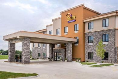 Hotel Sleep Inn & Suites West Des Moines near Jordan Creek