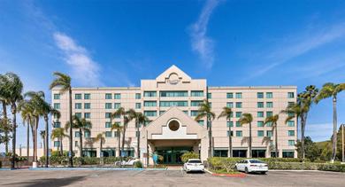Отель Country Inn & Suites by Radisson, San Diego North, CA