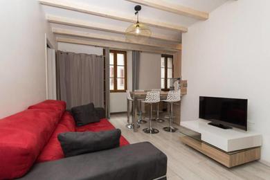 Apartments La Tournette - Apartment for 2-4 people in the heart of the old town