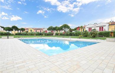 Дом отдыха Nice home in Aprilia Marittima with 2 Bedrooms and Outdoor swimming pool