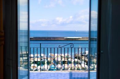 Апартаменты Capri holiday home with a sea view