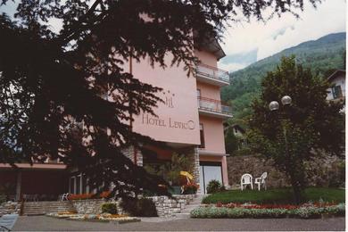 Отель Hotel Levico