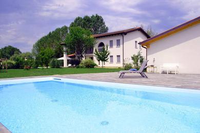 Guest house Pool & Garden Il Giardino Di Olga with free parking