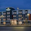Отель Microtel Inn & Suites by Wyndham Kelowna